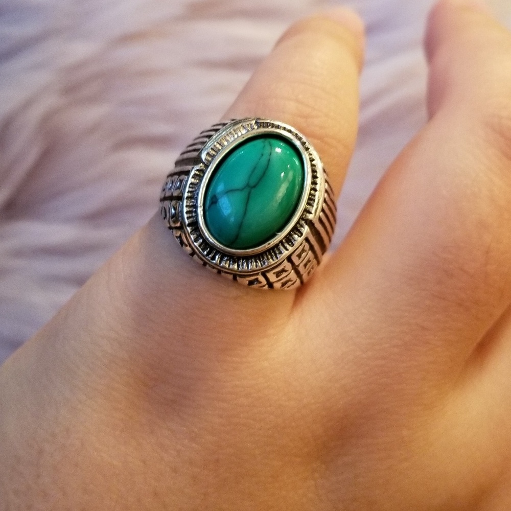 💎 Green resin stone metal ring - Picture 3 of 5